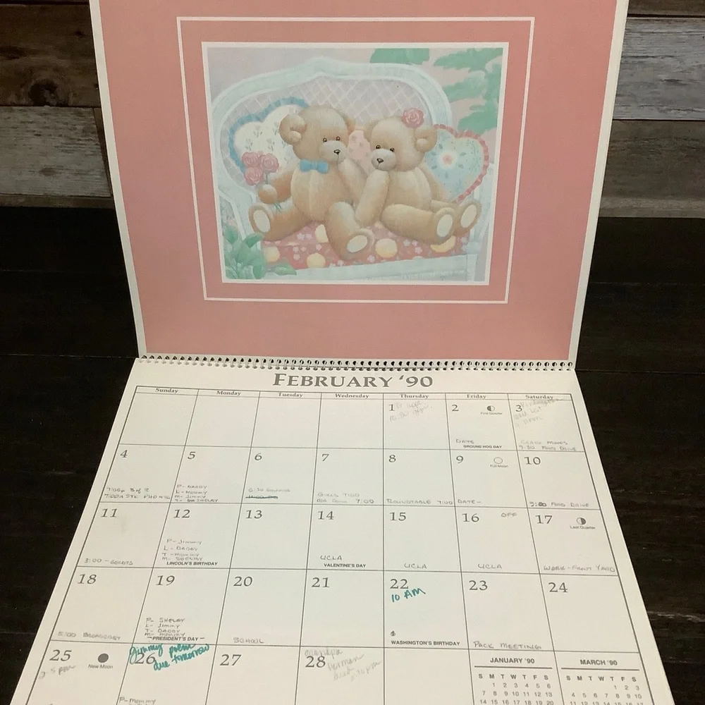 1990 Calendar Bears Cleo Used